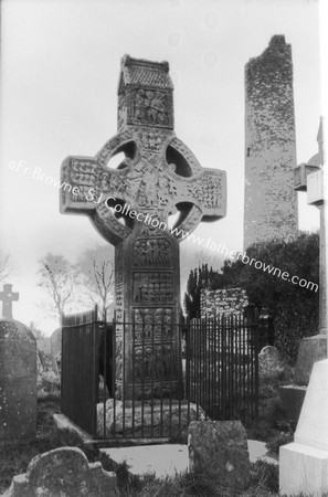 MURDOCH'S CROSS E. FACE, ROUND TOWER